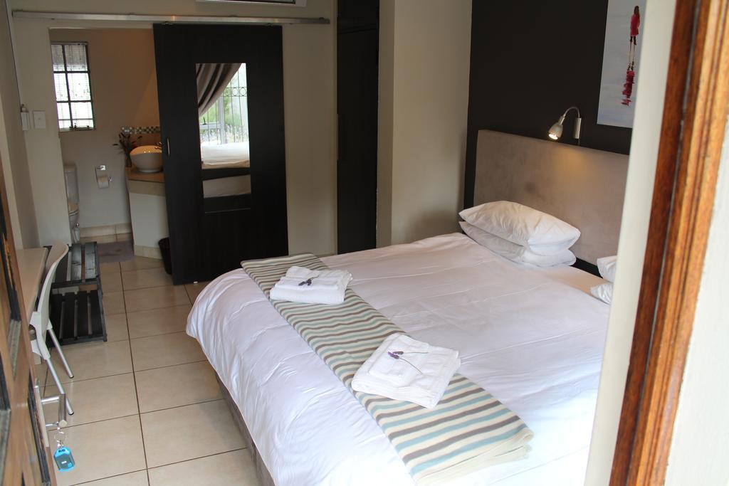 3 Liebeloft Guest House Edenvale Kültér fotó